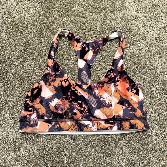 Lululemon Size 10 sports bra - Picture 1 of 7